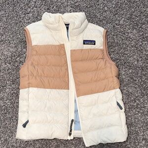 Patagonia Cream and Tan Quilted Vest